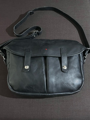 Rock n Roll leather crossbody bag like new, black