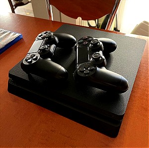Sony PlayStation 4 slim ps4 500GB με 2 χειρηστιρια και παιχνιδι (2021)