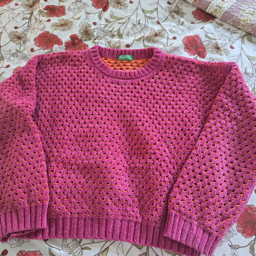 Benetton Sweater like new, pink and orange