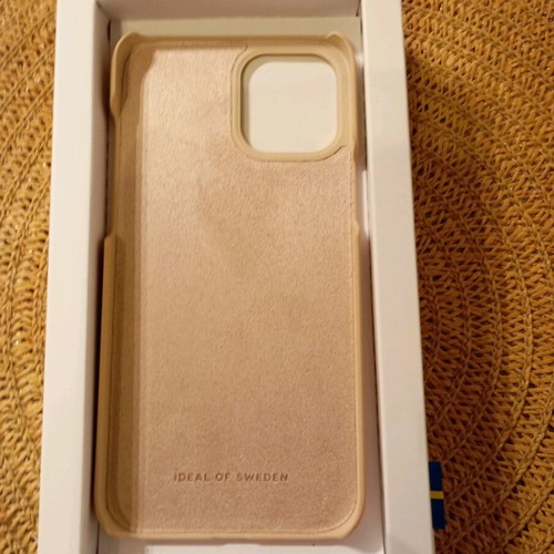 iPhone 12 case new, rose color