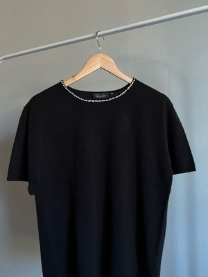 Knitted short-sleeve blouse in excellent condition, size M/L, black