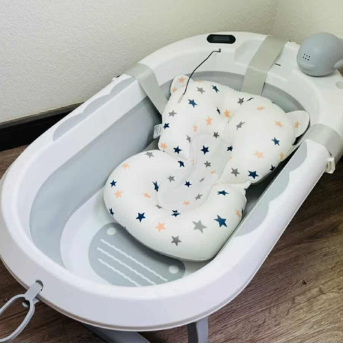 Foldable baby bath with thermometer and pillow