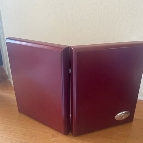 Double photo frame like new with wooden exterior