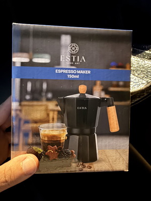 Espresso μπρίκι αλουμινίου καινούργιο, κλειστό στο κουτί του