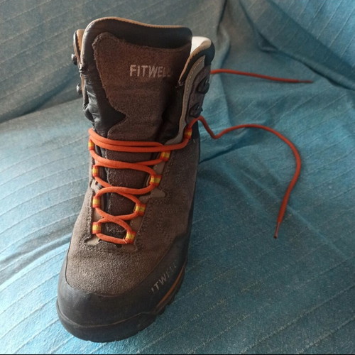 Fitwell hiking boot size 38 like new, gray