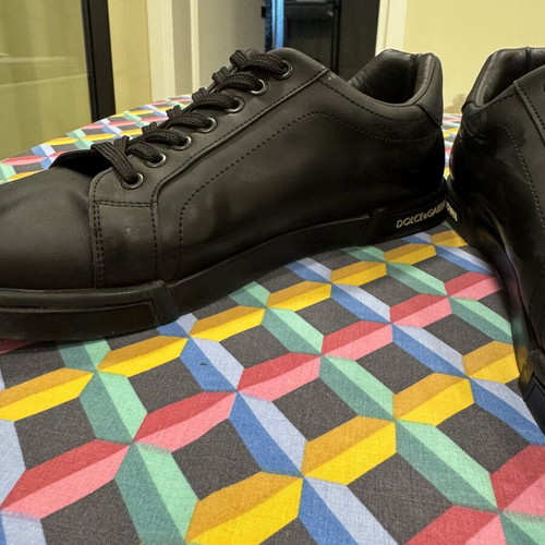 Dolce & Gabbana sneakers size 43 black like new