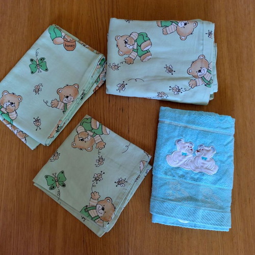 Duvet cover set with pillowcase and sheet like new, 100% cotton