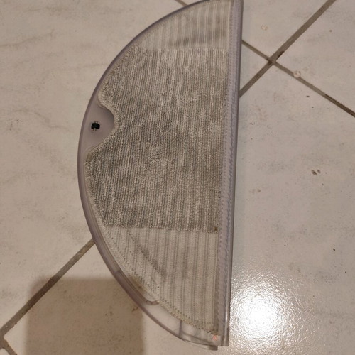 Xiaomi Mi Robot Vacuum Mop 2 robot vacuum like new