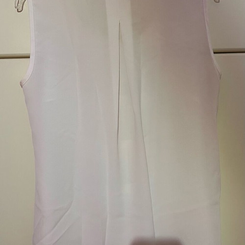 White Bill Cost sleeveless blouse like new