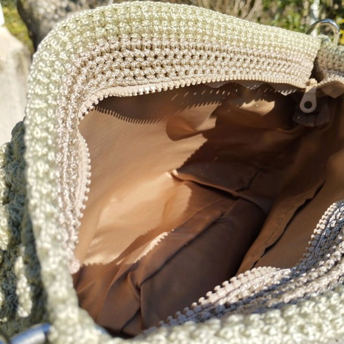 Handmade knitted shoulder bag new, beige with leather strap