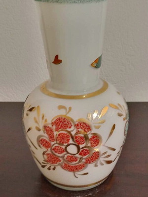 Vintage glass vase used from the '50s-'60s with beautiful colors