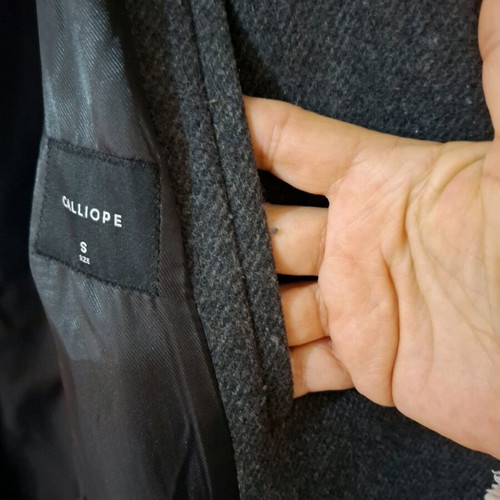 Unisex wool vintage coat in gray color like new