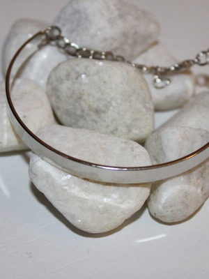 Bracelet light silver new