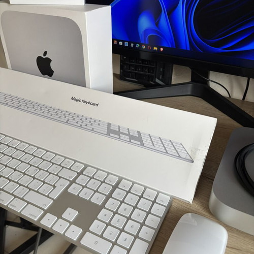 Apple Mac mini M1 8GB RAM 256GB SSD with keyboard and mouse