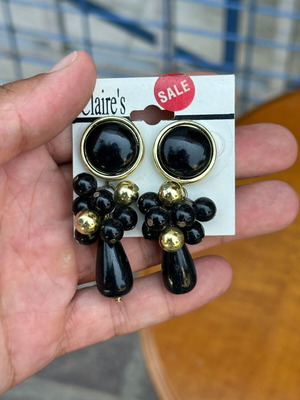 Claire's Vintage Clip-On Earrings black with gold details, like new