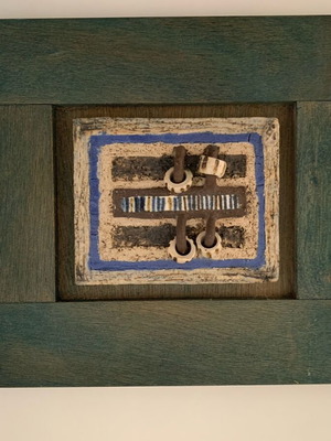 Wall decor wood-ceramic like new