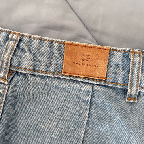 Pink Woman denim skirt s.32 like new, light blue