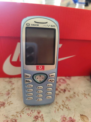 Sagem myV-65 vintage mobile phone used