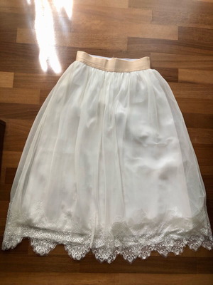 Lynne Ivory Tutu Midi Skirt Like New, Size 40 Large