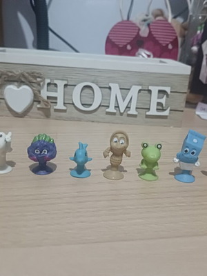 Stikeez figures used, animals and food miniatures set