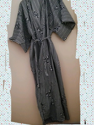 Japanese unisex kimono 100% cotton like new