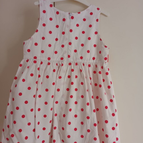 Baby dress like new with back zipper