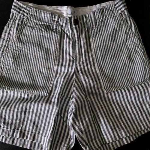 High-Waisted Women's Shorts Jones New York & Gap like new, size XS
