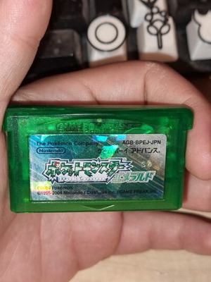 Pokemon Emerald Game Boy Advance cartridge like new, authentic Japan