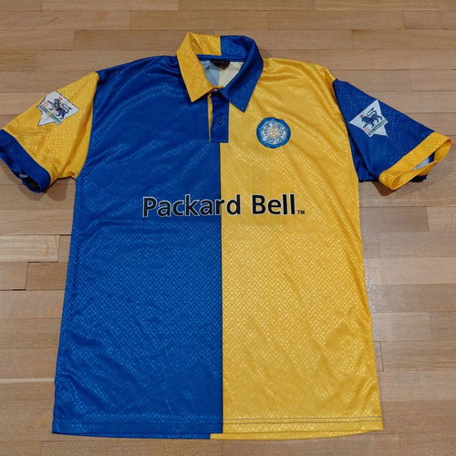 Leeds United 1997/98 away vintage football fan shirt used, size L