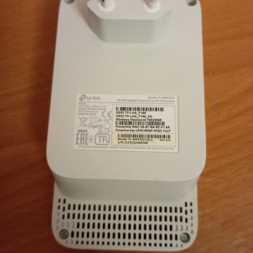 TP-Link AC powerline WiFi router