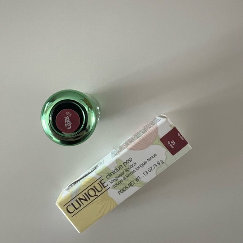 Clinique Pop Shine Longwear lipstick like new, shade fig Pop