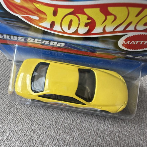 Hot Wheels Lexus SC400 2000 model new