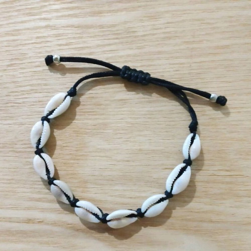 Anklet new with shells black