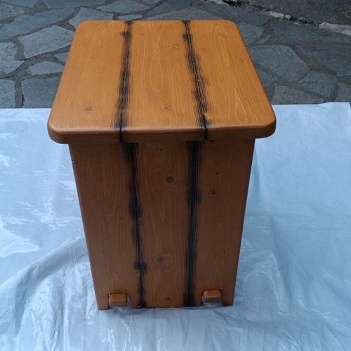 Stool / Ottoman / Seat / Table. Surface 45X35 cm. Height 49 cm