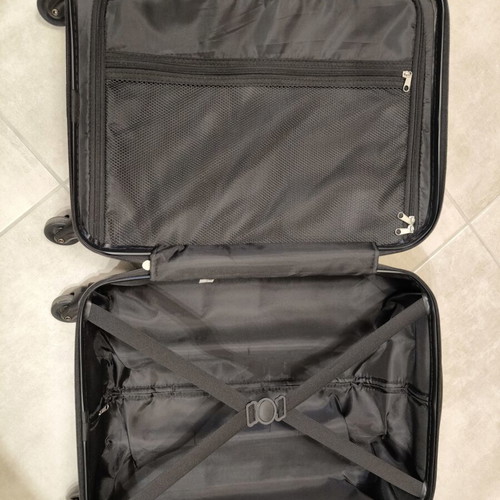Cabin suitcase petrol color like new