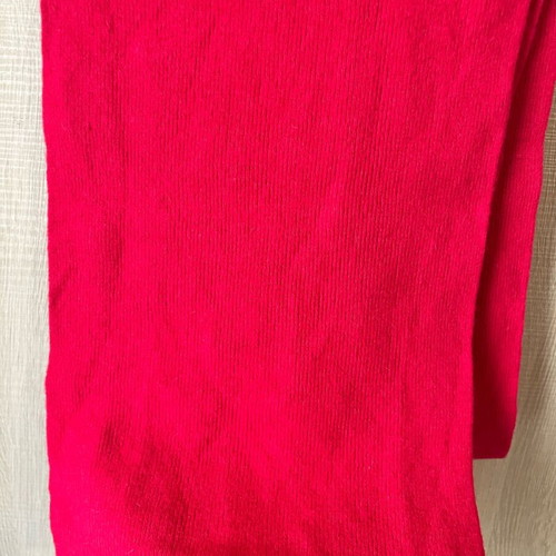 Benetton fuchsia scarf like new, very soft fabric
