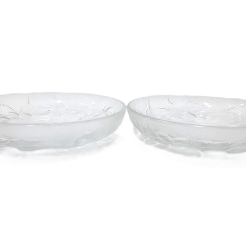 Vintage French pressed glass dessert plates set of 2 like new, 15 cm