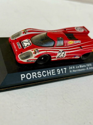 Collectible Porsche 917 model 1:43 scale miniature new