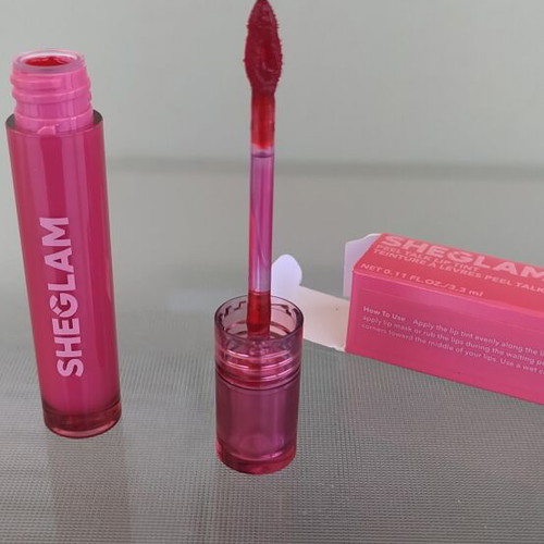 Peel Off Lipstick new, light pink shade