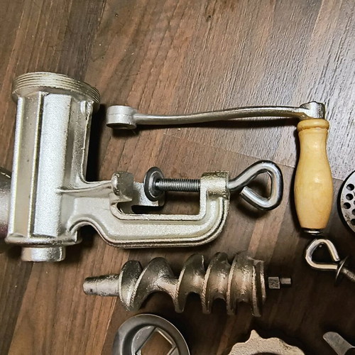 Manual meat grinder new with attachments for sweets
