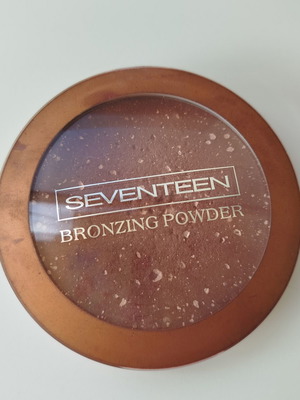 Seventeen πούδρα κόμπακτ bronzing No 02 μεταχειρισμένη, απόχρωση light-medium