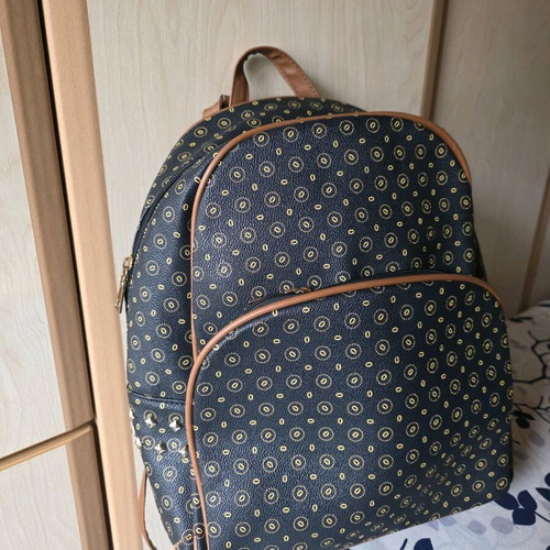 Brown backpack like new 35×33 cm