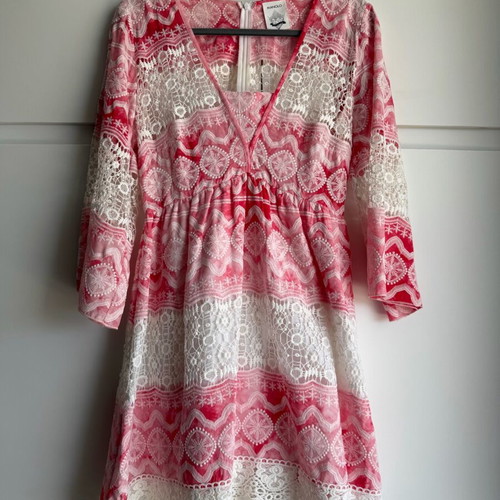 Manolo Greek Designer Lace and Tile Print Mini Dress Size M like new