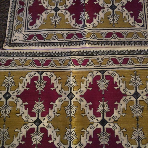 Handmade embroidery set of 3 pieces like new for living room