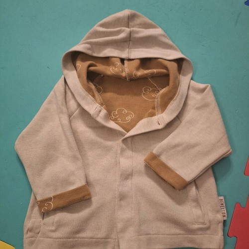 United Colors of Benetton thin hoodie used 6-9 months