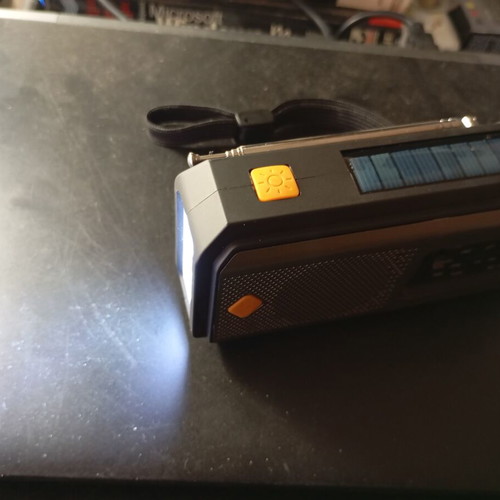 Solar emergency radio new with USB-C and powerbank