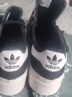 Adidas sneakers new, colorful, size 40