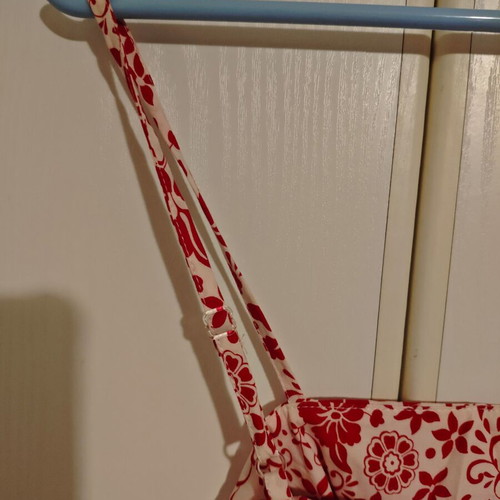 Dress with straps red and white used, size S