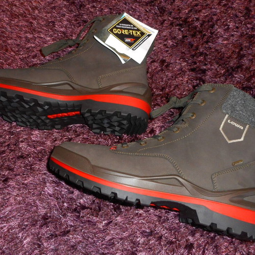 Lowa Oslo GTX Mid new brown casual shoes size 47