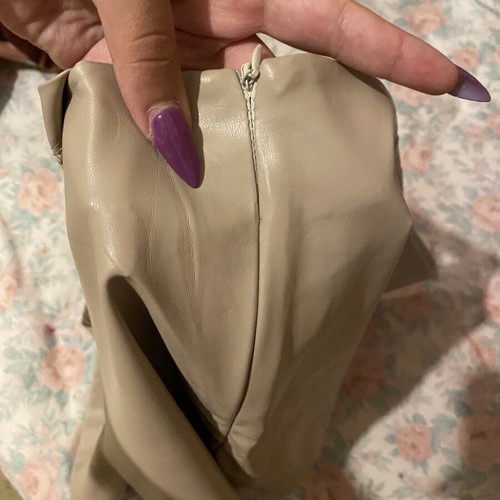 Beige skirt shorts, size L